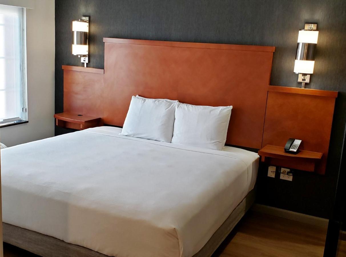 Отель Hyatt Place Санта-Фе Экстерьер фото